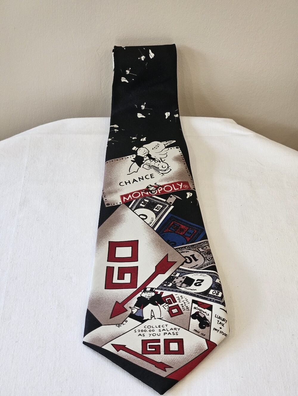 Vintage Monopoly Graphic Game Tie read